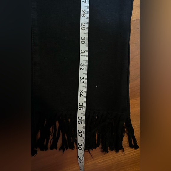 🆕Studio Black Fringe Hem Jeans - Picture 8 of 11